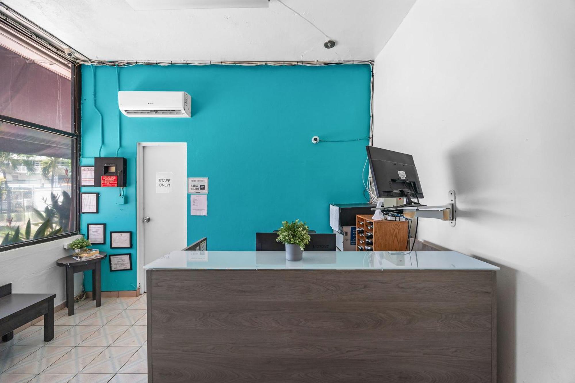 סן חואן Borinquen Beach Inn מראה חיצוני תמונה