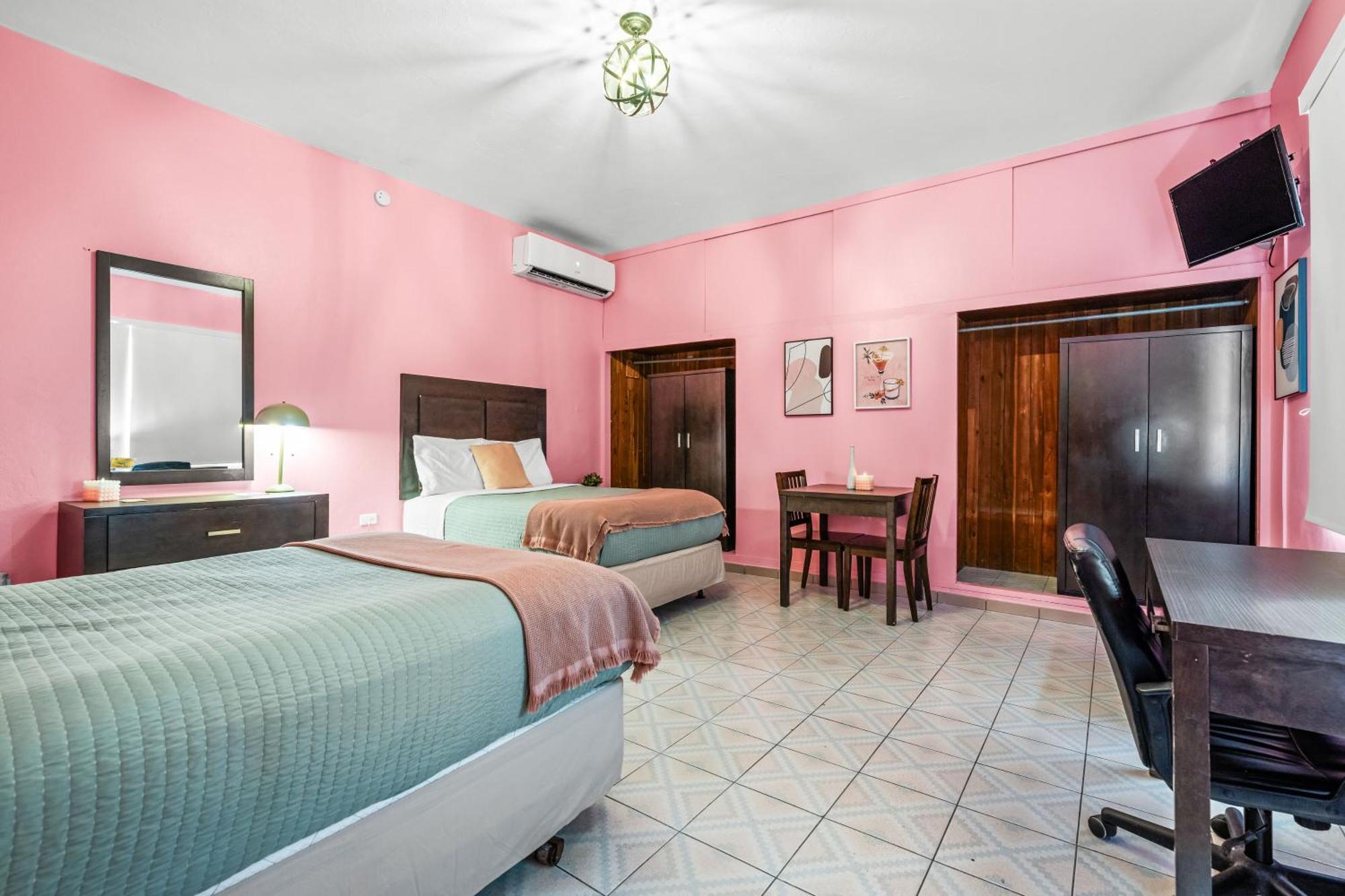 סן חואן Borinquen Beach Inn מראה חיצוני תמונה