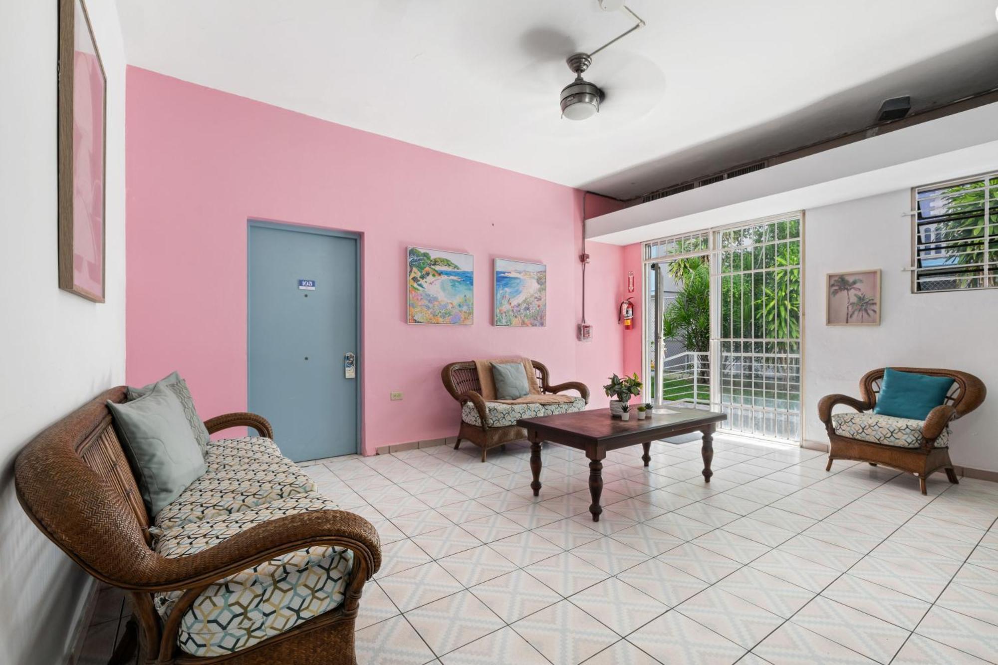 סן חואן Borinquen Beach Inn מראה חיצוני תמונה
