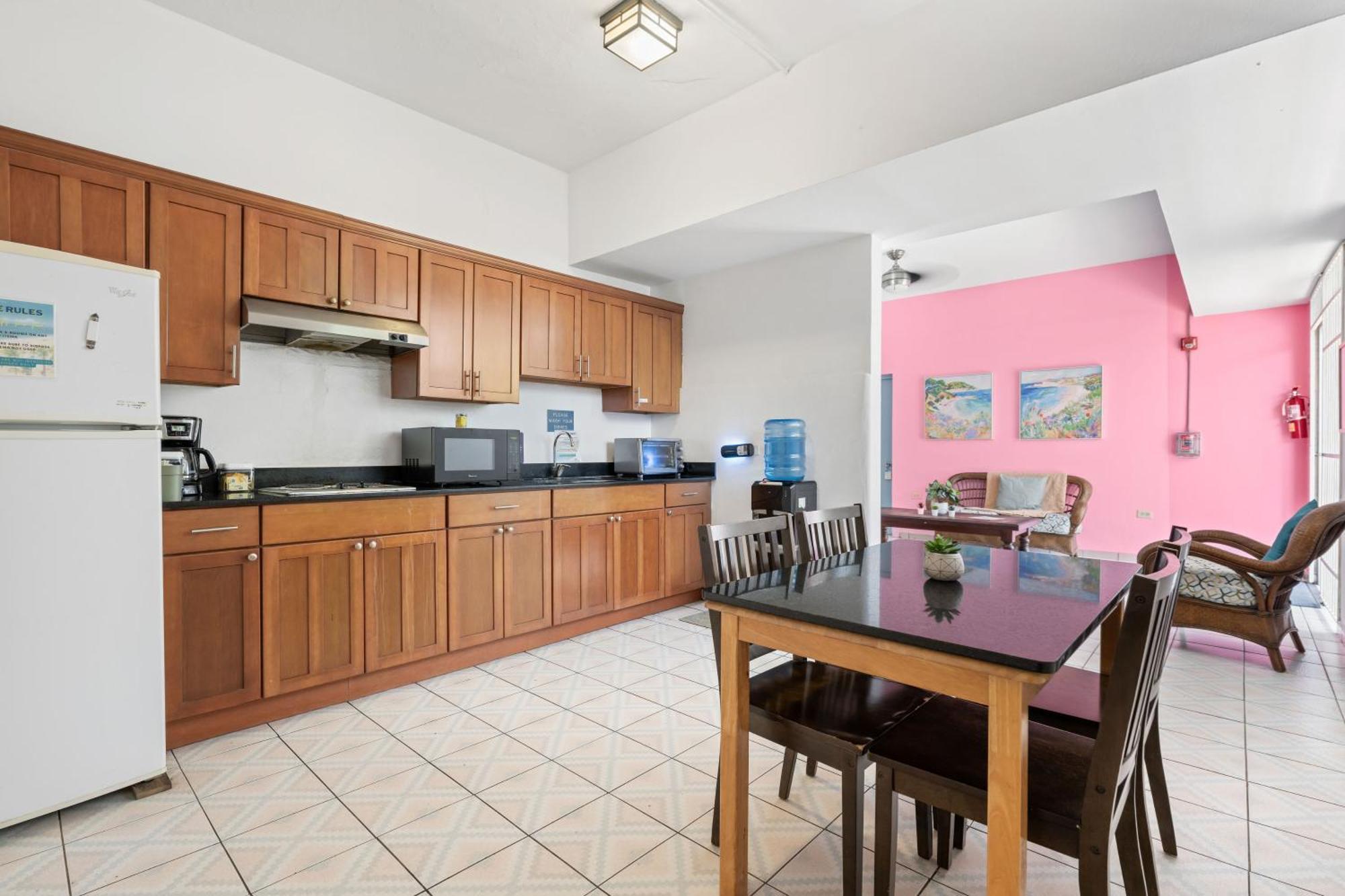 סן חואן Borinquen Beach Inn מראה חיצוני תמונה
